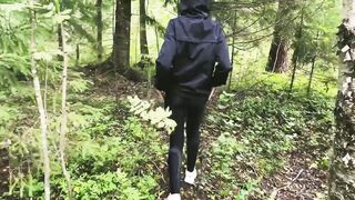 MY CAMP NEIGHBOR RUNNED TO MASTURB IN THE FOREST