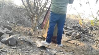 Desi aunty outdoor village sex