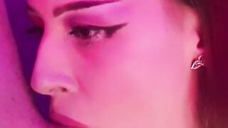 i want to cum sooo baad in her throat